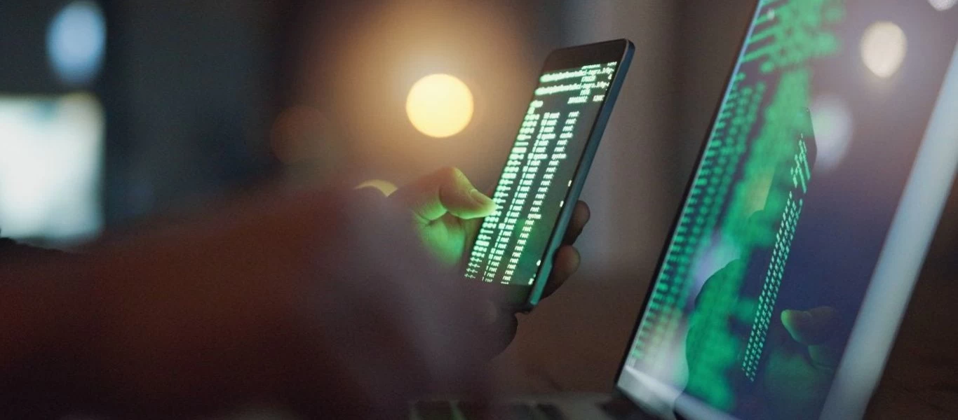 DW για την επίθεση χάκερς στις ΗΠΑ: «Είναι μία από τις χειρότερες στην ιστορία»